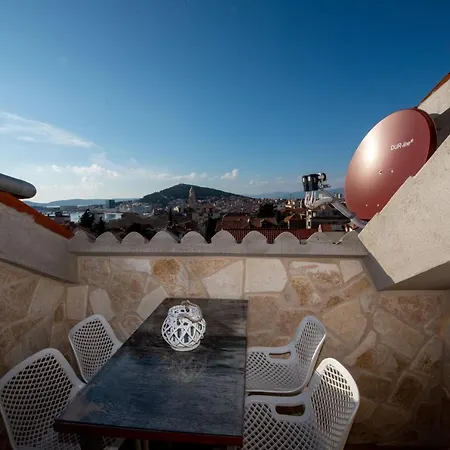 Lighthouse * Спліт