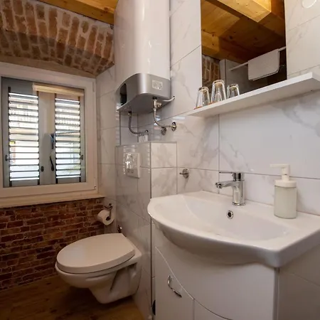 Lighthouse Apartment